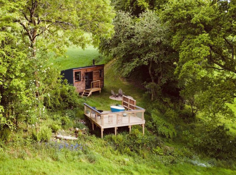 Illustration of Luxury Off Grid Glamping Accommodation