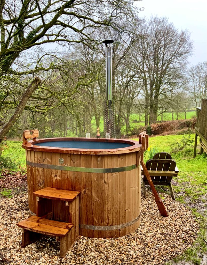 Luxury Off Grid Glamping Site | Wood Fired Hot Tubs